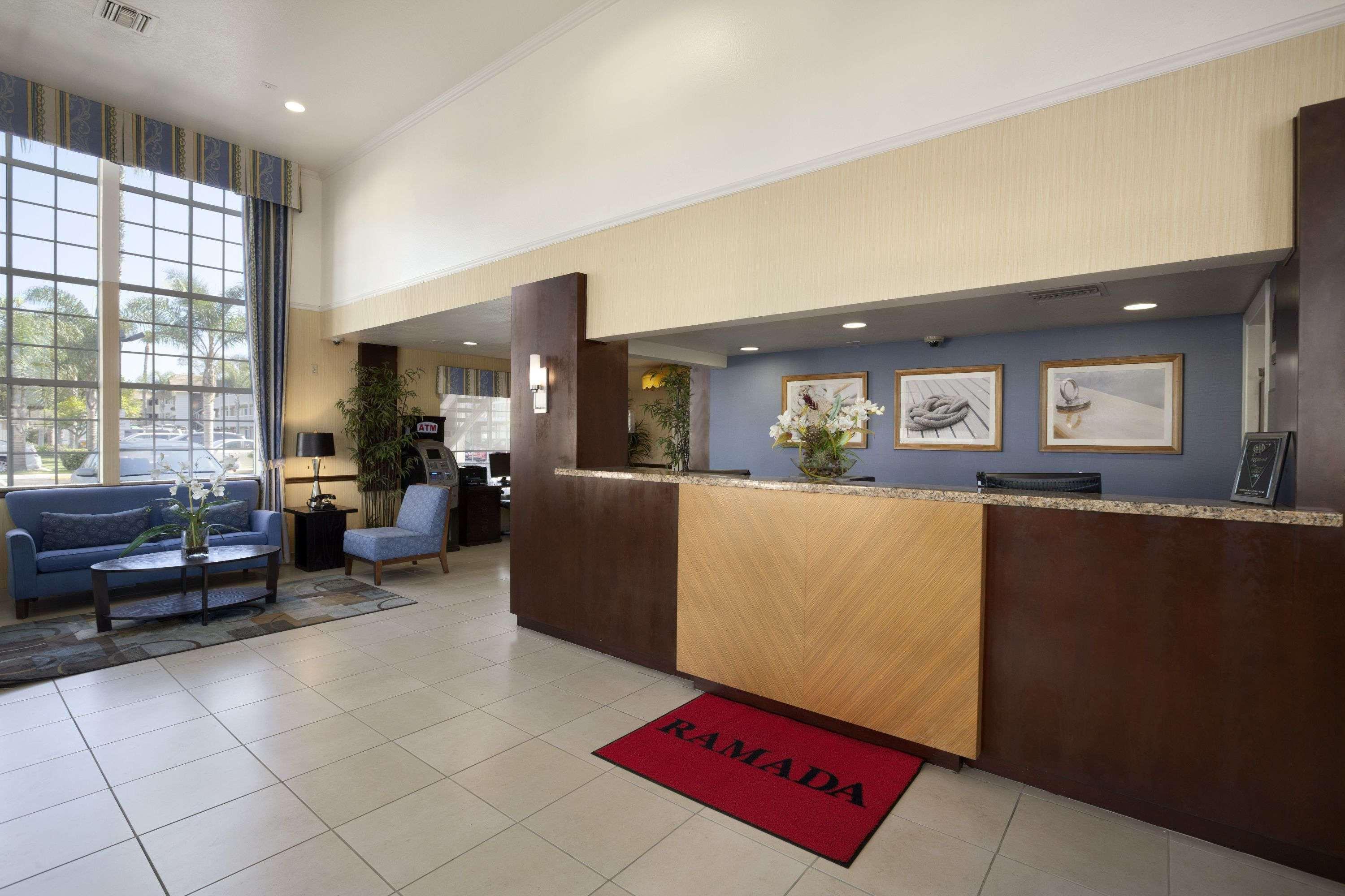 Ramada By Wyndham Costa Mesa/Newport Beach Dış mekan fotoğraf
