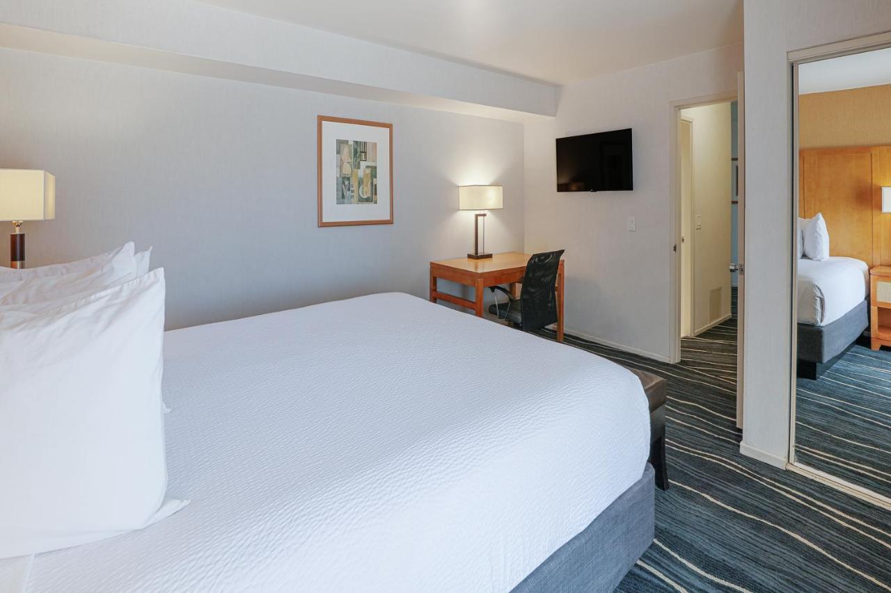 Ramada By Wyndham Costa Mesa/Newport Beach Dış mekan fotoğraf