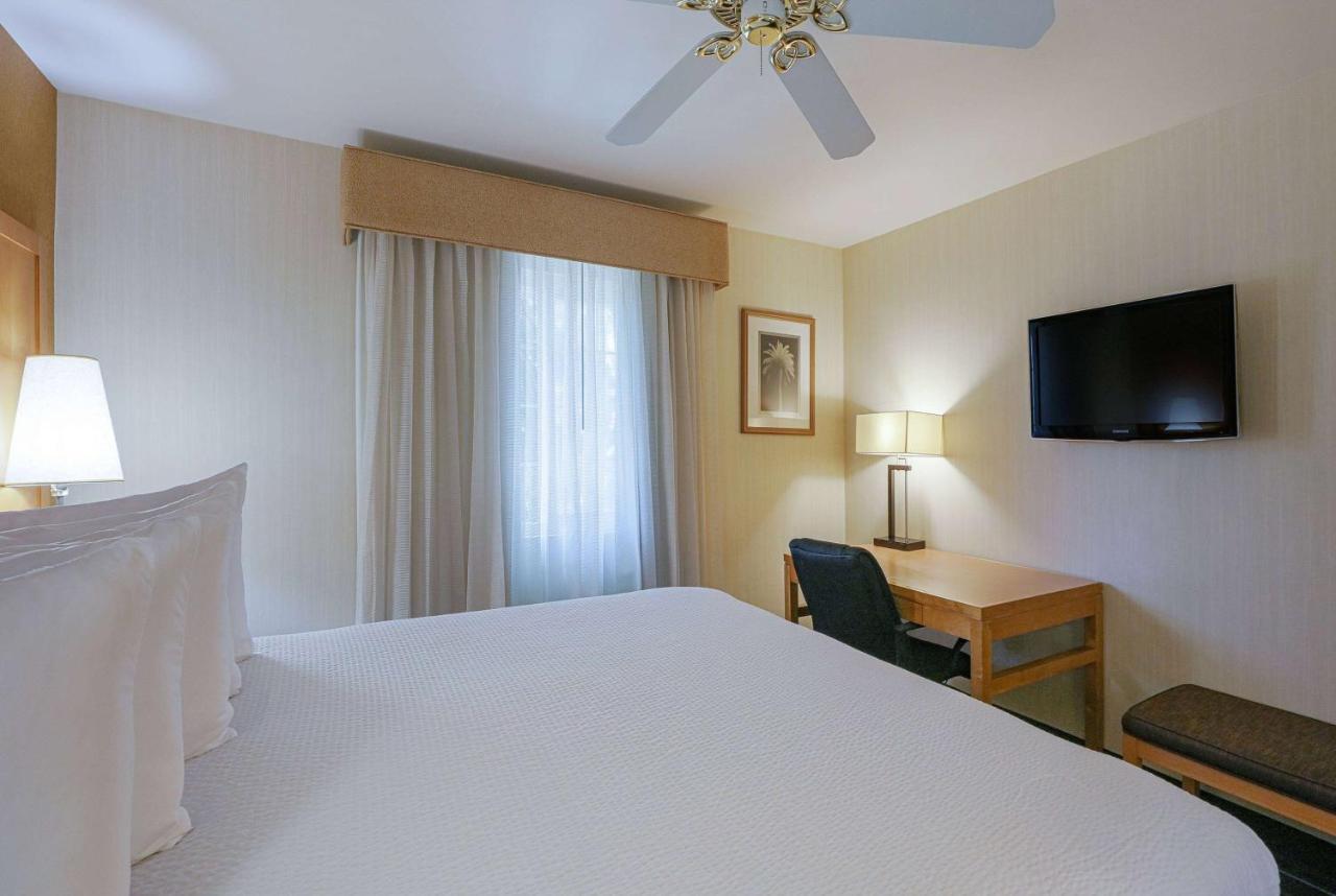 Ramada By Wyndham Costa Mesa/Newport Beach Dış mekan fotoğraf