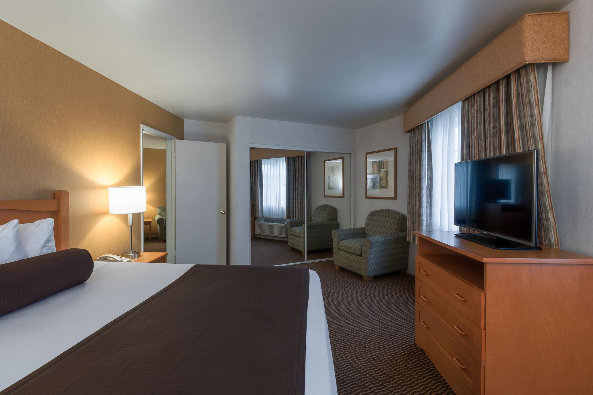 Ramada By Wyndham Costa Mesa/Newport Beach Dış mekan fotoğraf
