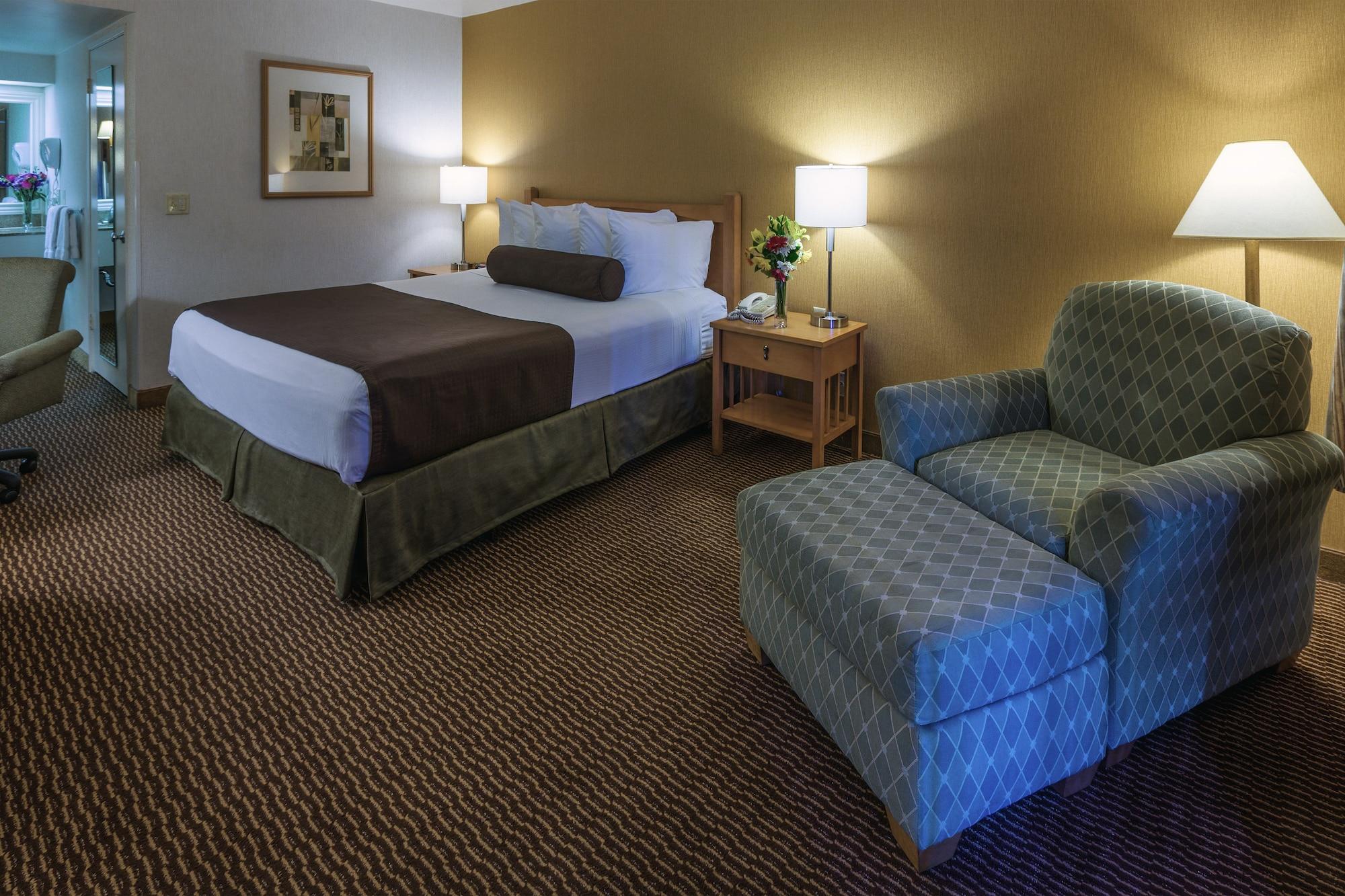 Ramada By Wyndham Costa Mesa/Newport Beach Dış mekan fotoğraf