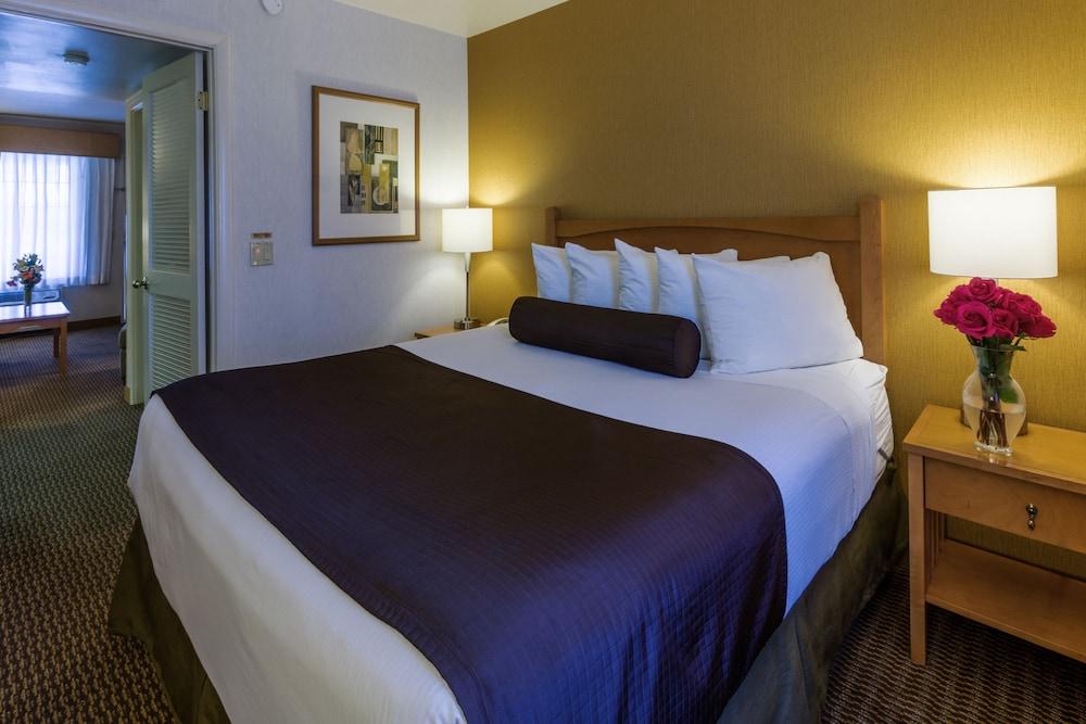 Ramada By Wyndham Costa Mesa/Newport Beach Dış mekan fotoğraf